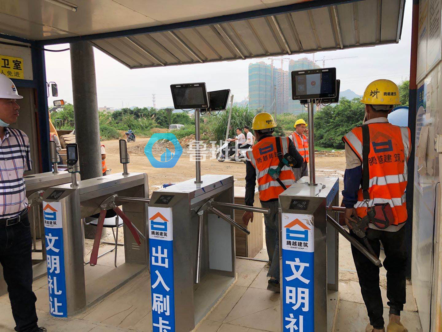 工地人臉識(shí)別系統(tǒng)，工地人臉識(shí)別考勤閘機(jī)